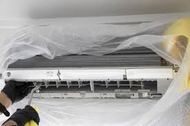 なぜエアコンの中にカビが生えるのか?プロが解き明かす「繁殖の条件」